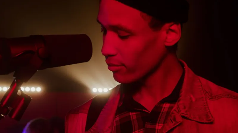 Nobody's Making Apology Albums Anymore — They're Just Hiding Sorry in the Third Verse